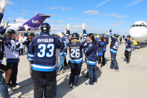 3 Effective Tips To Build Team Spirit In Your Baseball Team