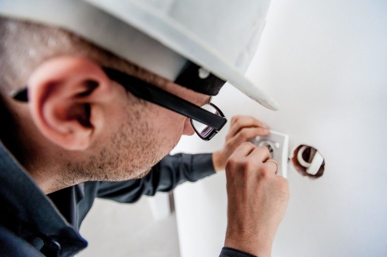 Best Ways To Choose Electrical Maintenance Company