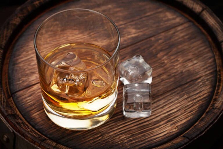 From Beginner Collector To Investor: Whiskey Market Research